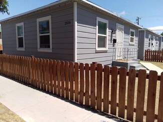 2516 E 15th St, Long Beach, CA 90804