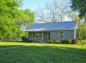 1510 E 129th St, Kansas City, MO 64146