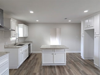2017 2nd St, Galena Park, TX 77547