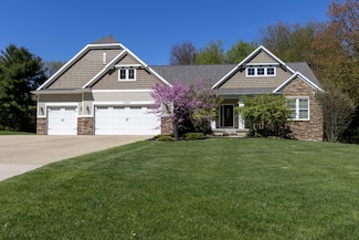 3269 Hopewell Ct NE, Rockford, MI 49341
