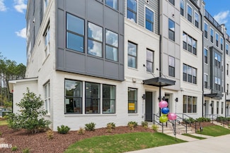 10551 Pleasant Branch Dr Unit 101, North Raleigh, NC 27614