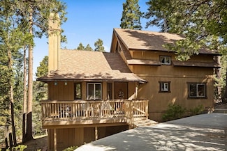 267 Pioneer Rd, Lake Arrowhead, CA 92352