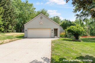 355 Hillview Dr, Holland, MI 49424
