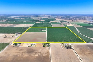 14774 Iona Ave, Hanford, CA 93230