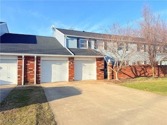 133 Monmouth Ct Unit 133, Mentor, OH 44060