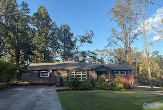 4728 Panorama Dr SE, Huntsville, AL 35801