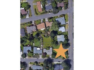 3936 Hilyard St, Eugene, OR 97405