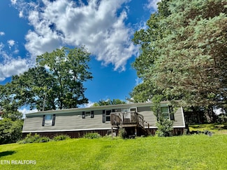 275 Grandview Ln, New Tazewell, TN 37825