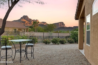 7977 W Sunfire Dr, Tucson, AZ 85743