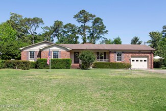 209 Bretonshire Rd, Wilmington, NC 28405
