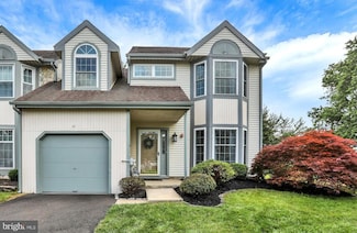 14 Spruce Ct, Newtown, PA 18940