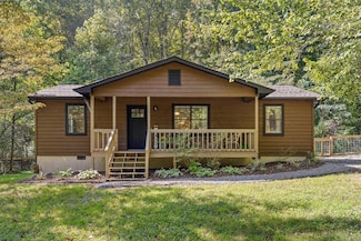 857 Williams Rd, Chickamauga, GA 30707