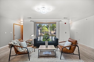 9390 W Loomis Rd Unit 3, Franklin, WI 53132