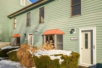 1004 Piscassic St Unit D, Newmarket, NH 03857