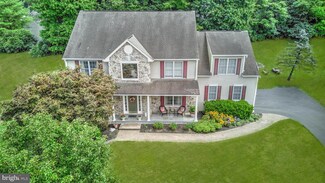 903 Livingston Dr, Downingtown, PA 19335