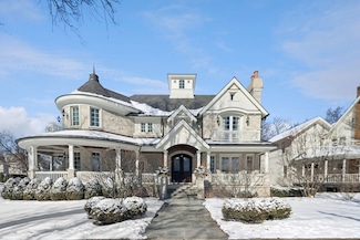 123 W Hickory St, Hinsdale, IL 60521
