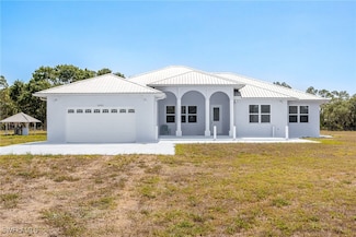 1083 Pollywog Dr, Labelle, FL 33935