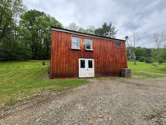 471 Brown Hill Rd, Youngsville, PA 16371