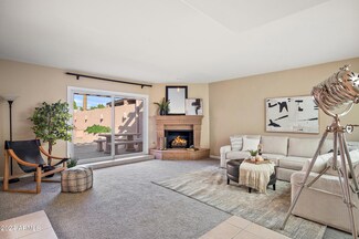 8122 E Vía de La Escuela, Scottsdale, AZ 85258