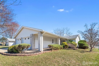375 Duranta Plaza, Monroe Township, NJ 08831
