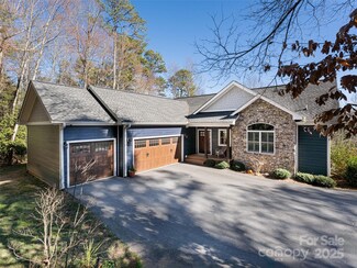 234 Andrews Rd, Zirconia, NC 28790