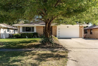 1104 Blenheim Dr, Rockford, IL 61108