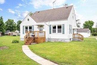 801 Adams St, Gillespie, IL 62033