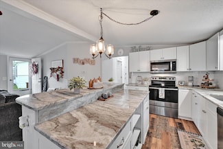 13 Forsynthia Ln, Glenmoore, PA 19343