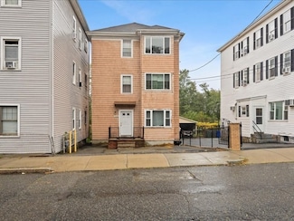 1968 N Main St Unit 3, Fall River, MA 02720