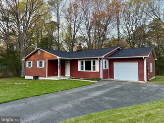 21660 Defender St, Lexington Park, MD 20653