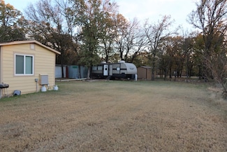 233 County Road 1637, Chico, TX 76431