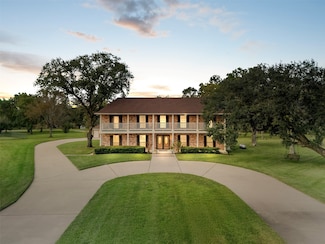 9300 Oakcrest Dr, Manvel, TX 77578