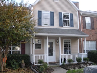 8272 Golf Ridge Dr, Charlotte, NC 28277