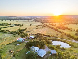 1747 W Bascum Rd, Quinton, OK 74561