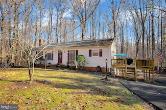 18 Winslow Rd, Fredericksburg, VA 22406