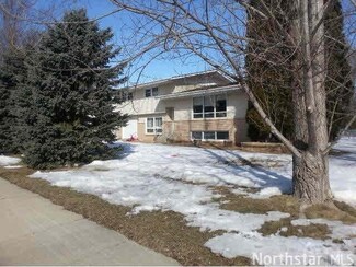 109 6th St W, Jordan, MN 55352