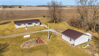 64 1725th Ave, Mount Pulaski, IL 62548