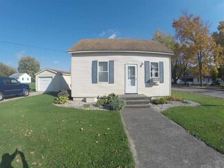 224 S Grand St, Lakeville, IN 46536