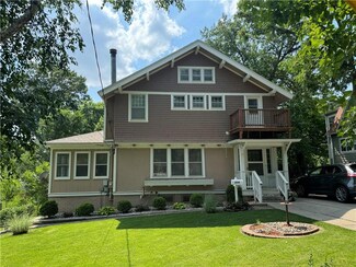 634 31st St, Des Moines, IA 50312