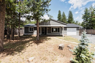 17460 Gull Dr Unit 2, Bend, OR 97707