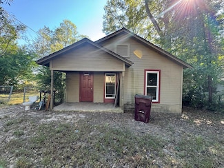 510 Baker St, Atlanta, TX 75551