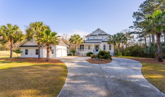 107 Dolphin Point Dr, Beaufort, SC 29907