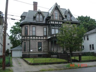 53 Wesleyan Ave, Providence, RI 02907