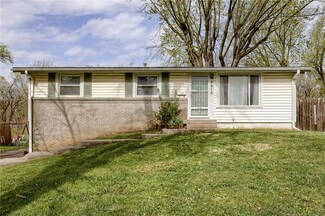 5910 N Michigan Ave, Kansas City, MO 64118