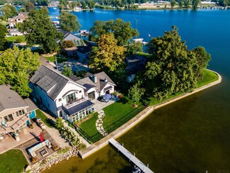 1125 Country Club Ln, Warsaw, IN 46580
