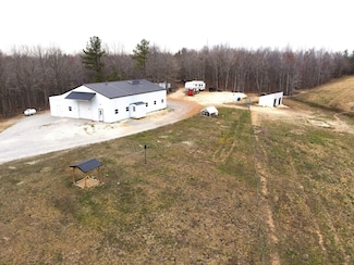 5132 Sulphur Creek Rd, Big Sandy, TN 38221
