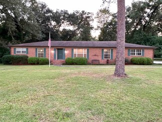 1119 Lasswade Dr, Tallahassee, FL 32312
