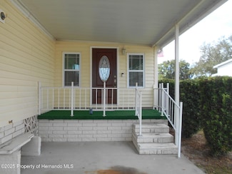 7452 Dinsmore St, Brooksville, FL 34613