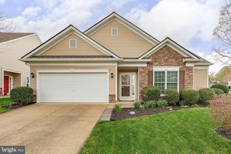 2 Carson Dr, Fredericksburg, VA 22406