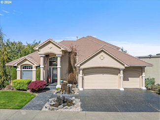 9187 SE Highgate Dr, Happy Valley, OR 97086